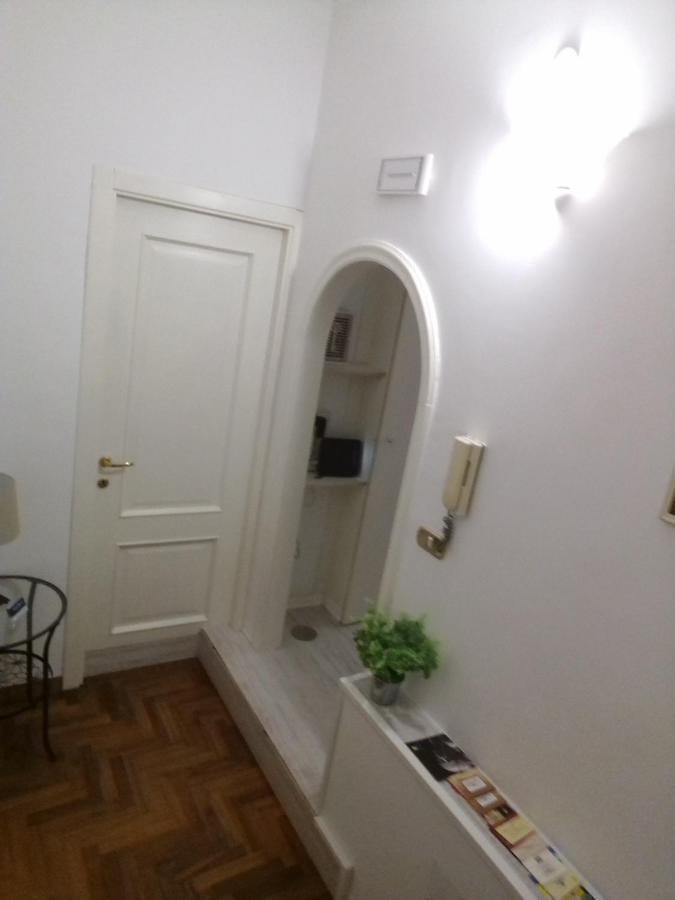 נאפולי Toledo Street B&B מראה חיצוני תמונה